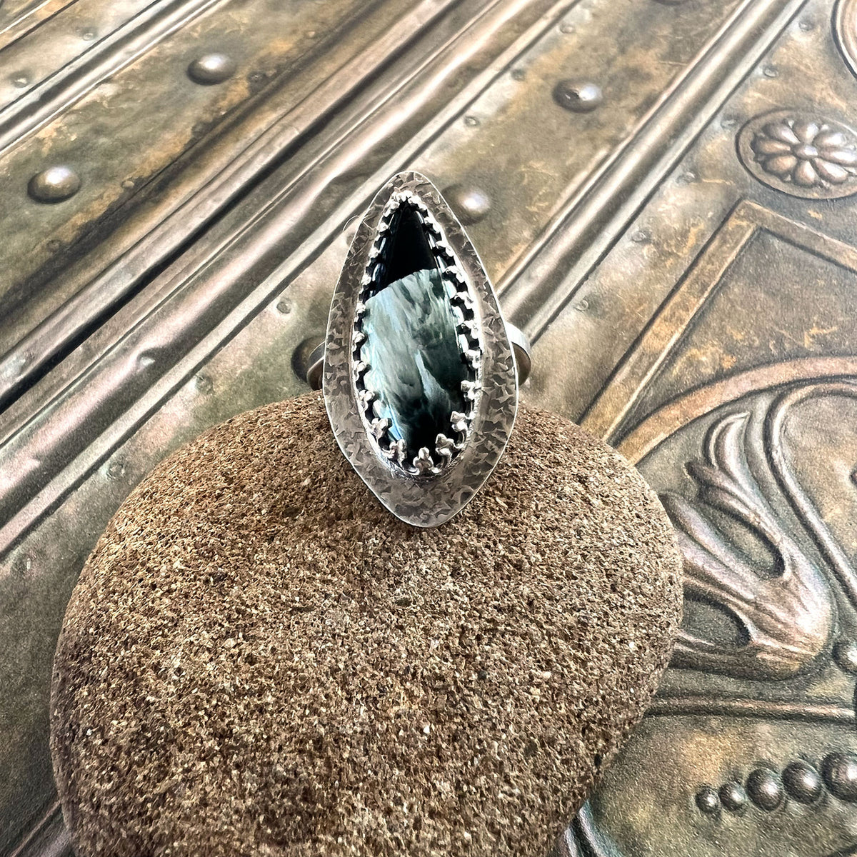 STERLING SILVER BLACK WHITE BRIDEWELL STONE RING - SYNCH ME TALISMAN