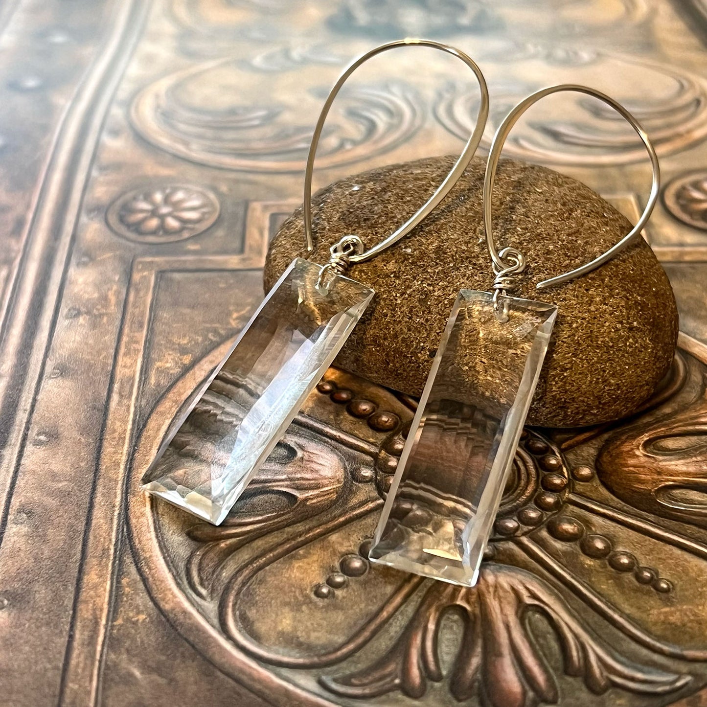 STERLING SILVER CLEAR QUARTZ EARRINGS - POWER TO ELEVATE TALISMAN