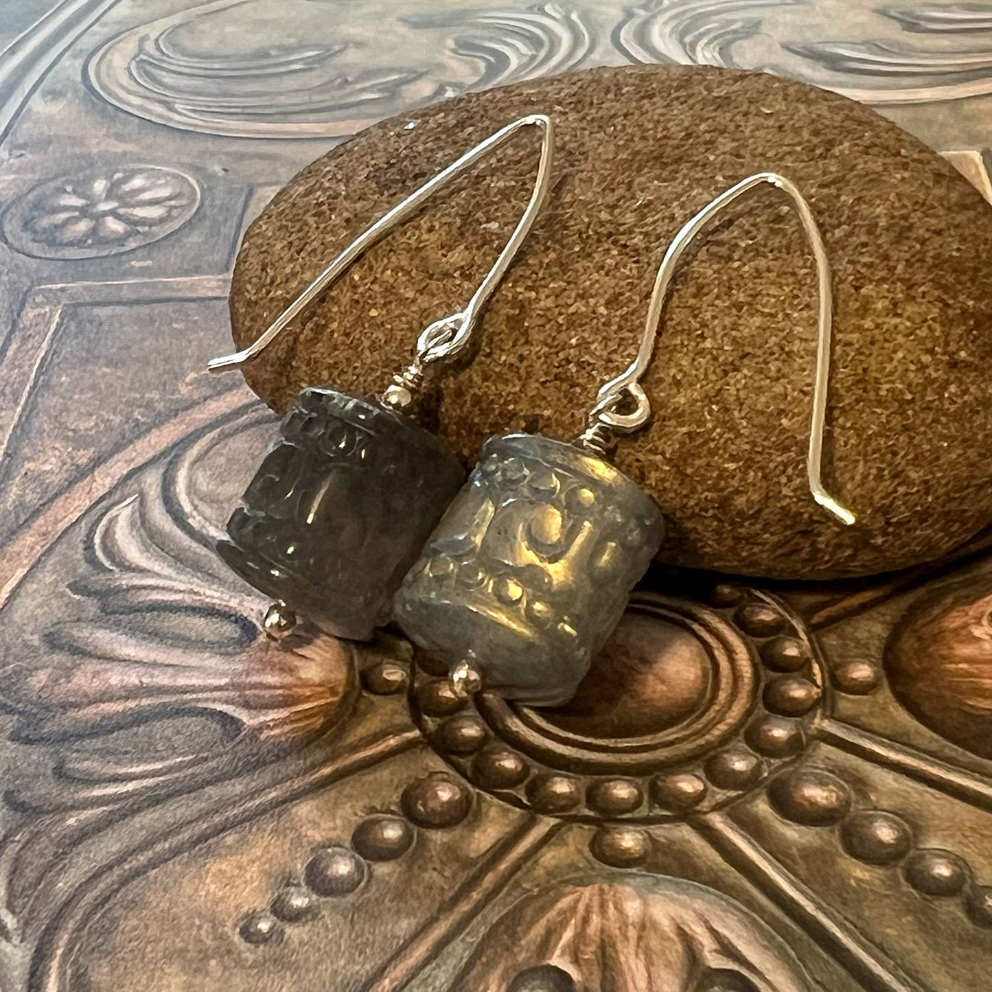 STERLING SILVER LABRADORITE EARRINGS - ORIGINALITY TALISMAN
