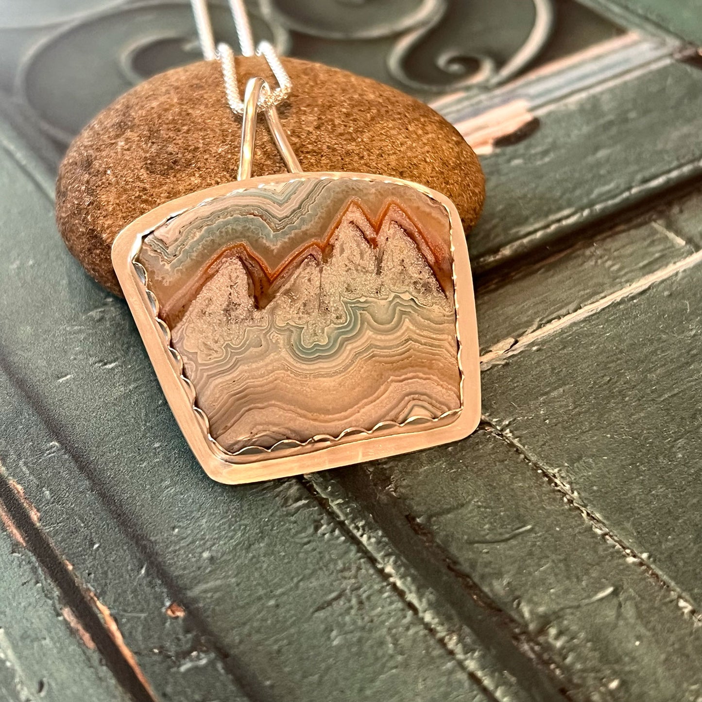 STERLING SILVER LAGUNA LACE AGATE BEZEL NECKLACE - CRAZY WISDOM TALISMAN