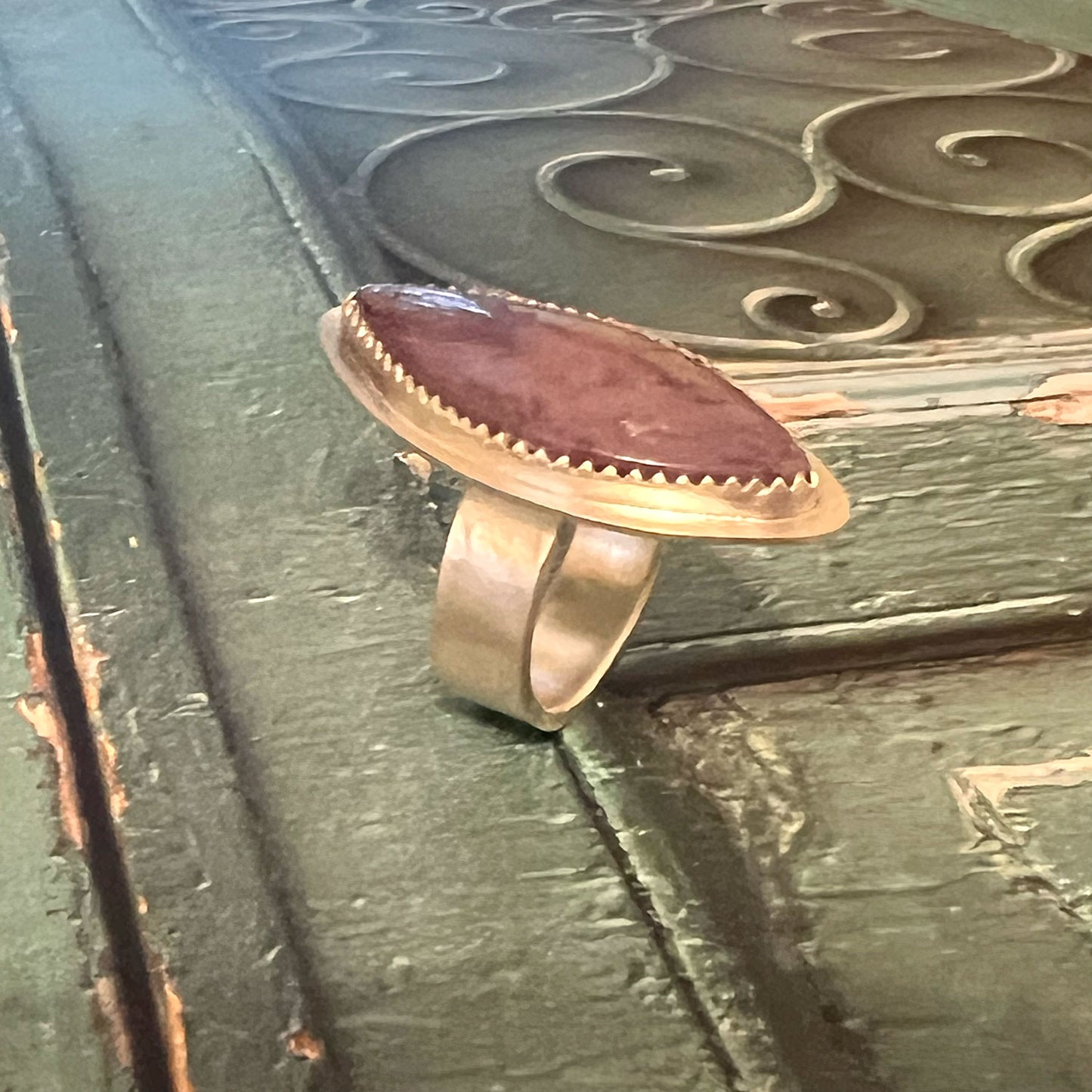 STERLING SILVER AZTEC LACE AGATE RING - PROTECTIVE EMBRACE TALISMAN