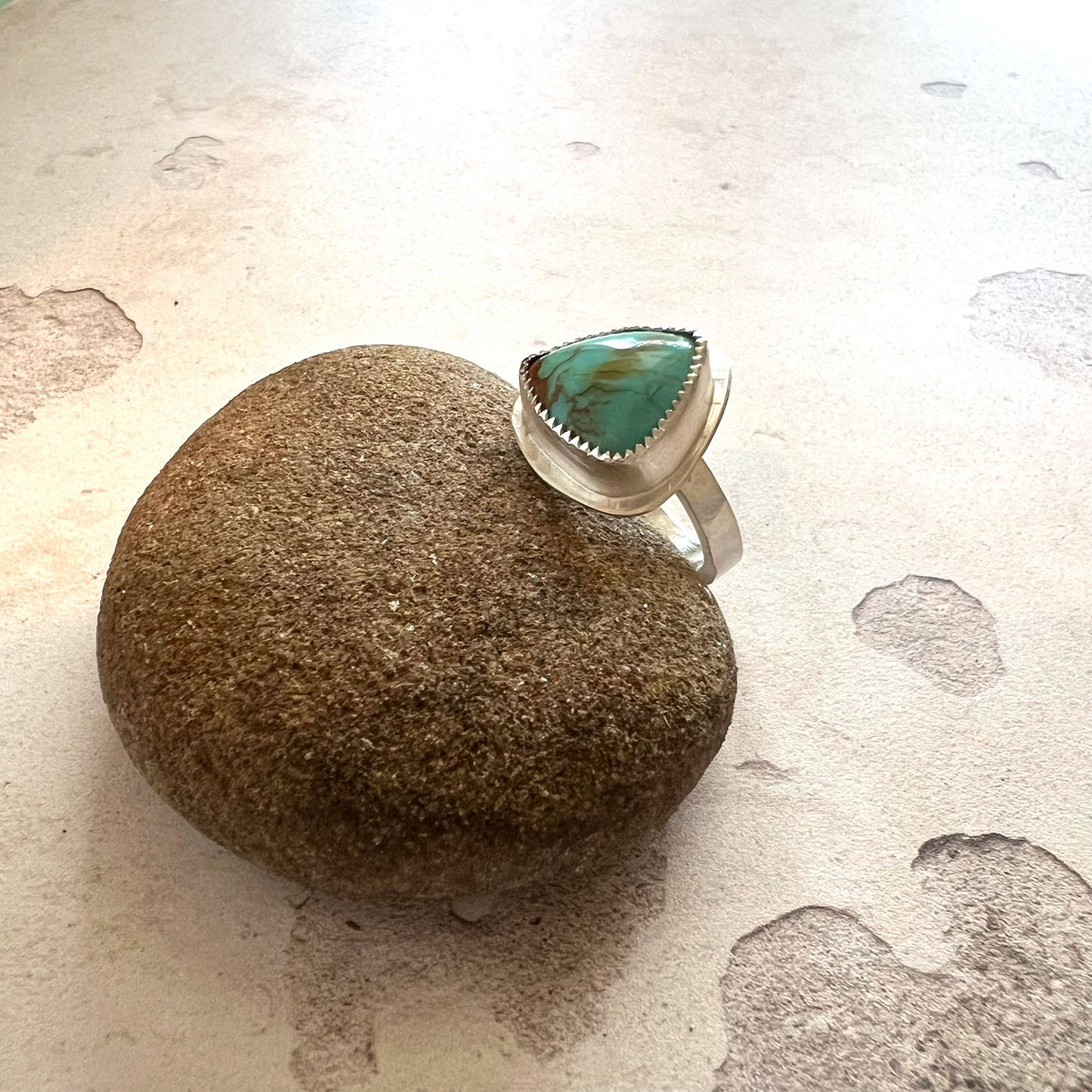 STERLING SILVER KINGMAN TURQUOISE RING - HEAVEN AND EARTH TALISMAN