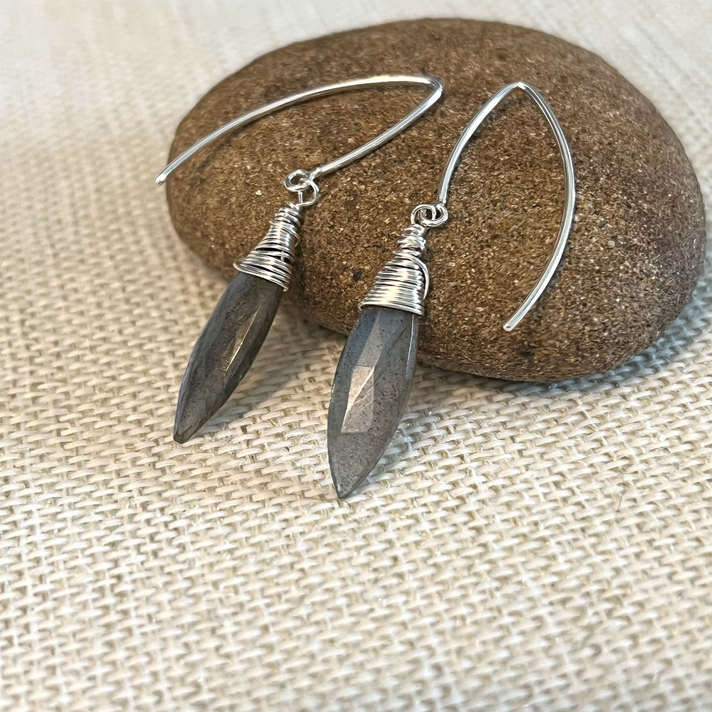 STERLING SILVER LABRADORITE EARRINGS - ORIGINALITY TALISMAN