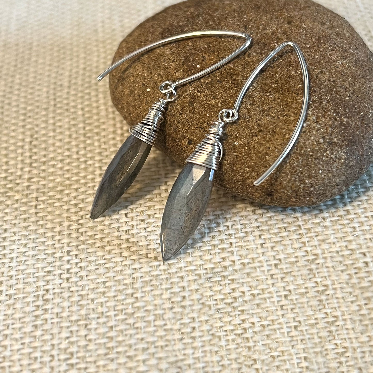STERLING SILVER LABRADORITE EARRINGS - ORIGINALITY TALISMAN
