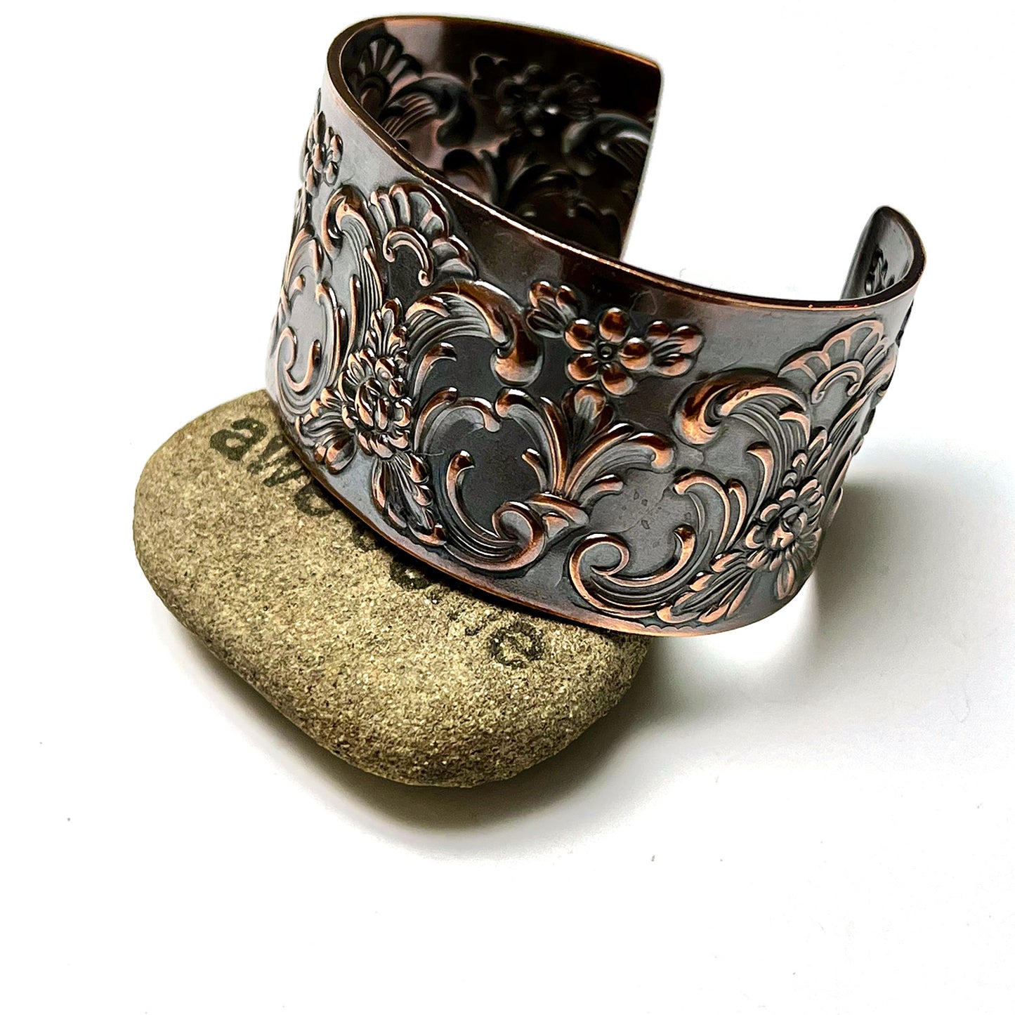 PATTERNED COPPER CUFF BRACELETS - CIRCLE OF LOVE TALISMAN