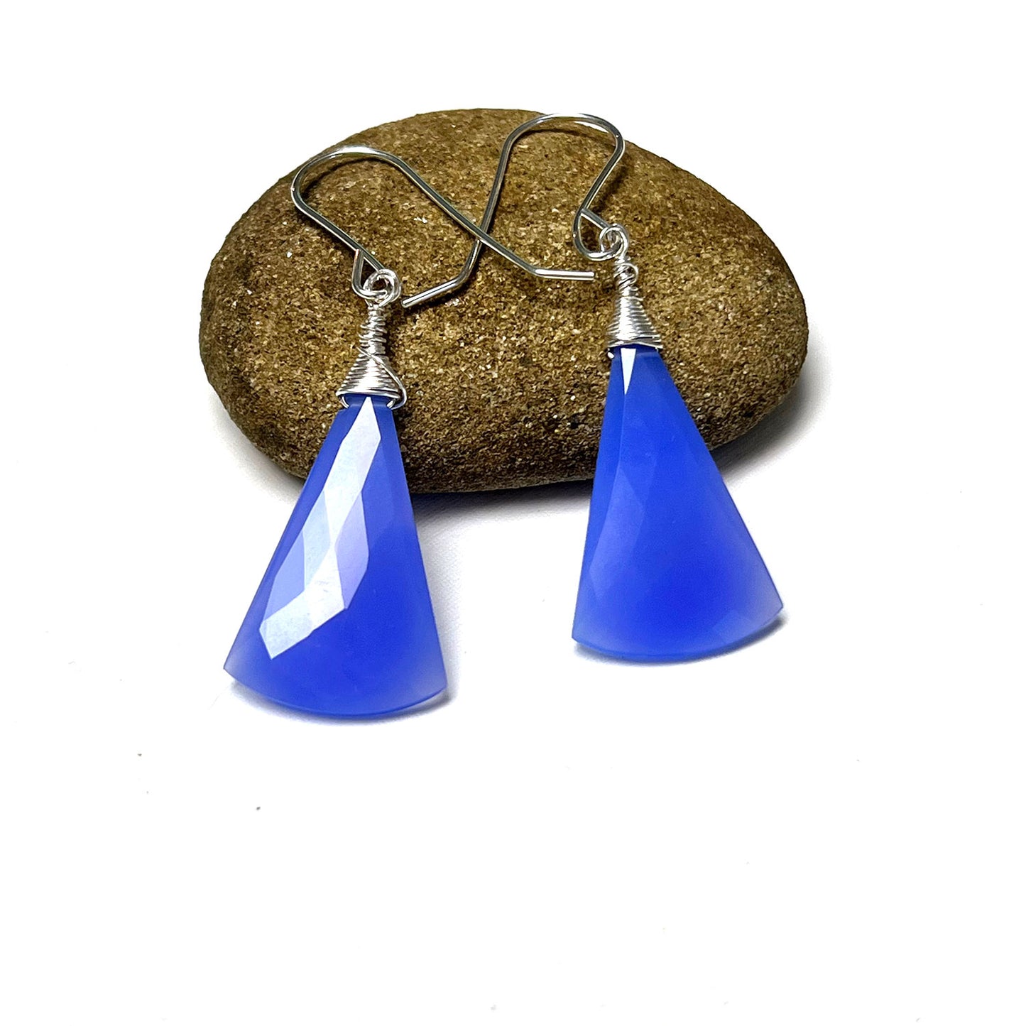 STERLING SILVER CORNFLOWER BLUE PINK CHALCEDONY EARRINGS - GOOD WILL TALISMAN