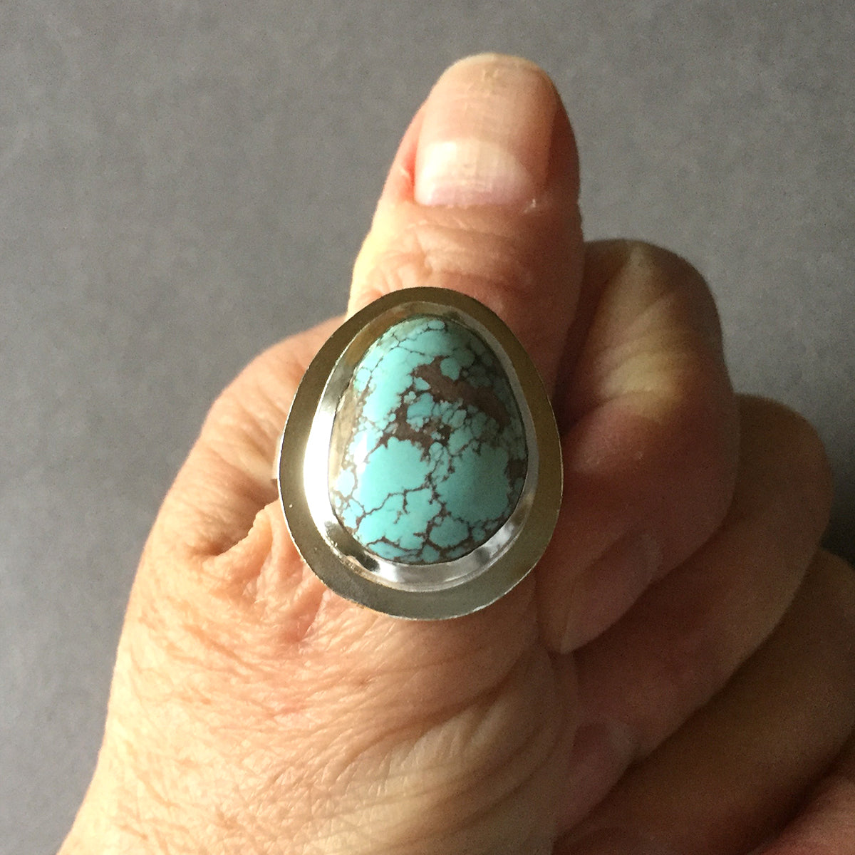 STERLING SILVER TURQUOISE HAMMERED BEZEL RING - I HEAL WITH LOVE TALISMAN