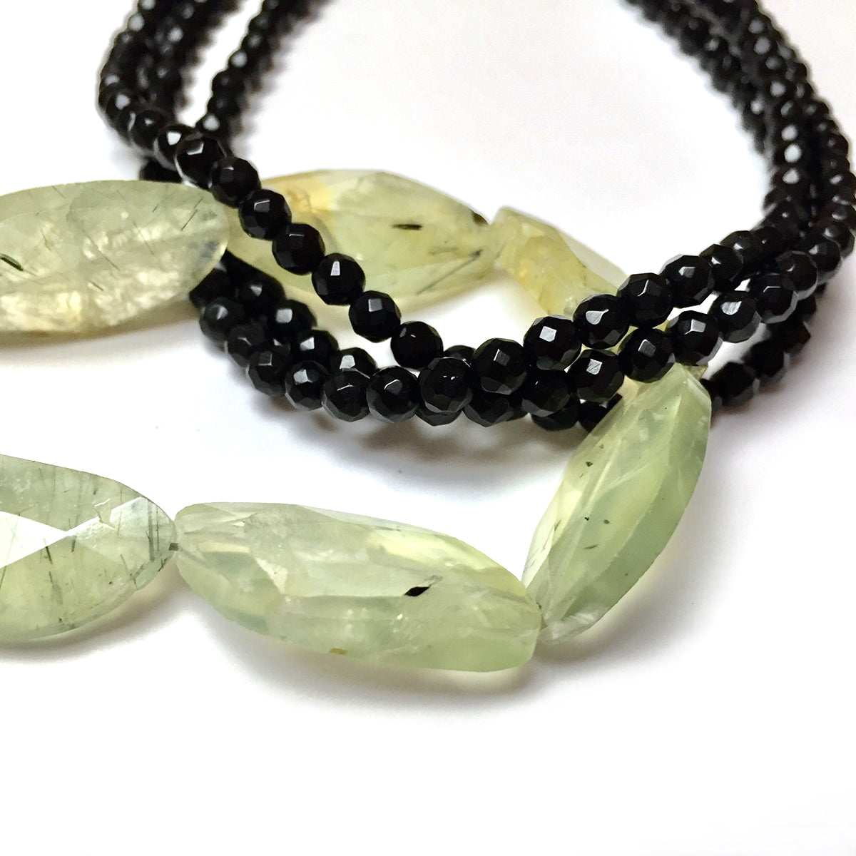 STERLING SILVER PREHNITE BLACK ONYX NECKLACE - DREAMSTONE TALISMAN