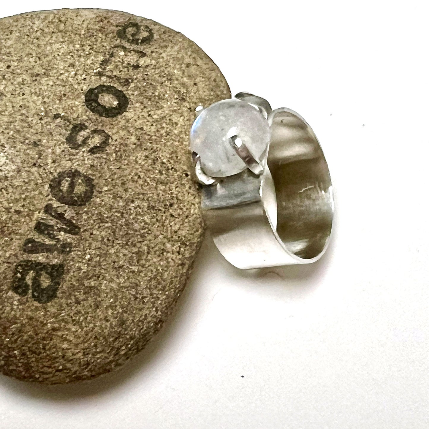 STERLING SILVER RAINBOW MOONSTONE RING - INNER BEAUTY TALISMAN