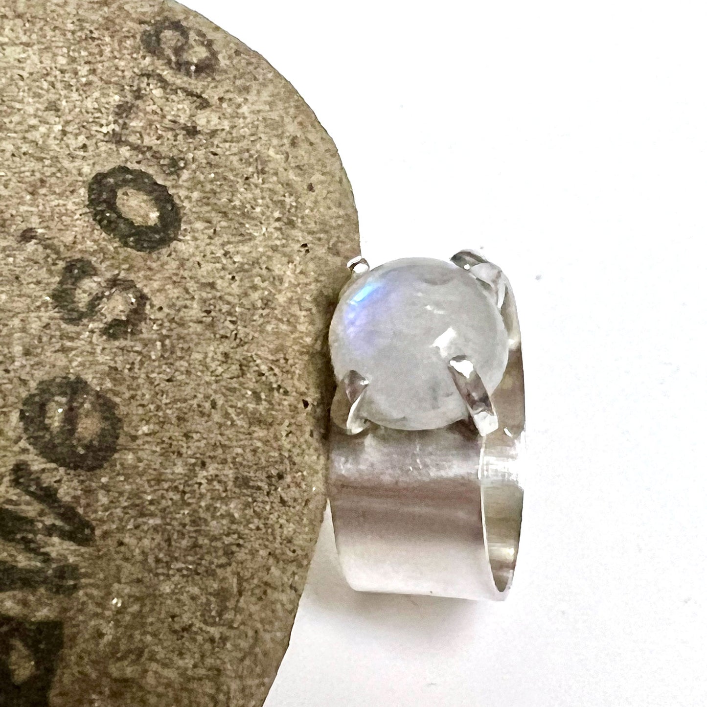 STERLING SILVER RAINBOW MOONSTONE RING - INNER BEAUTY TALISMAN