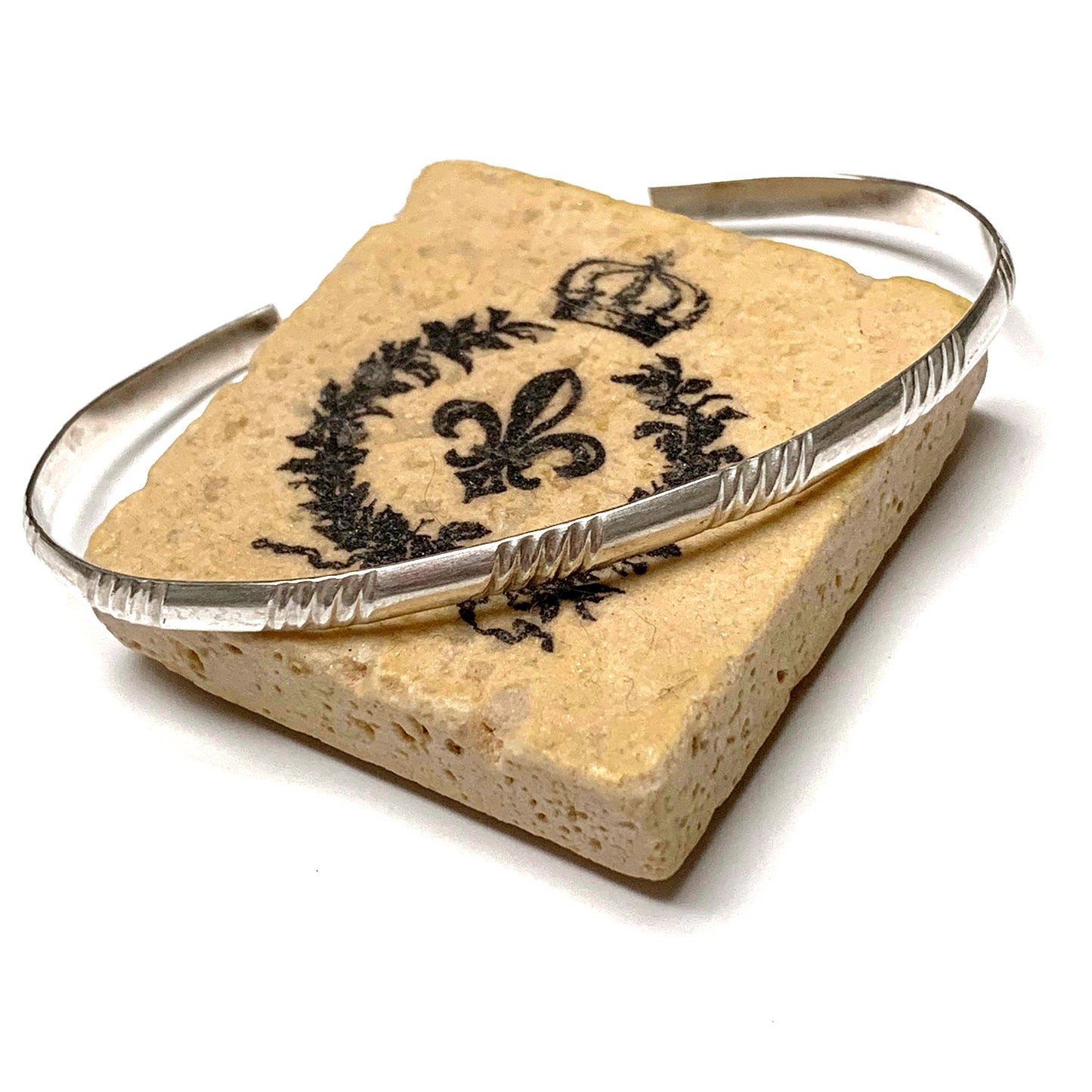 STERLING SILVER PATTERNED BRACELET - MIRROR OF THE SOUL TALISMAN