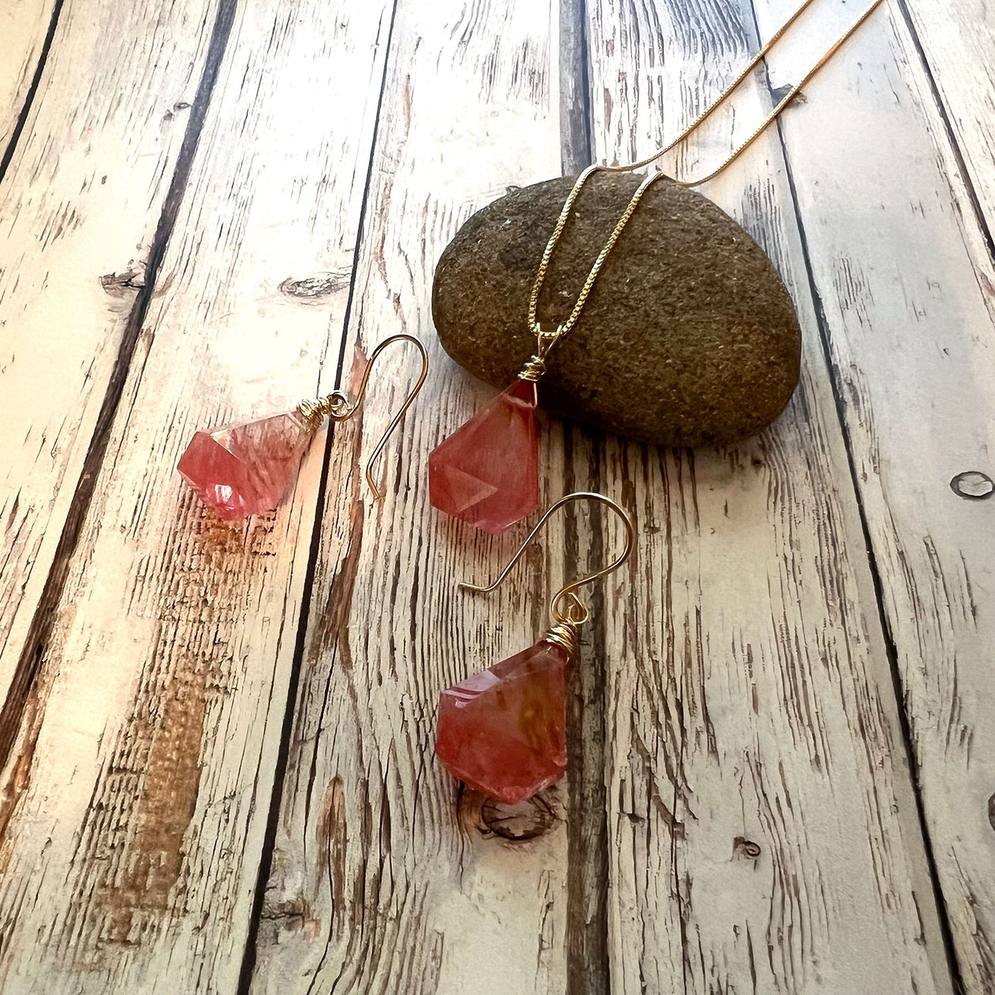 GOLD FILLED RUTILATED CHERRY QUARTZ NECKLACE EARRINGS - A SYNCH ME TALISMAN