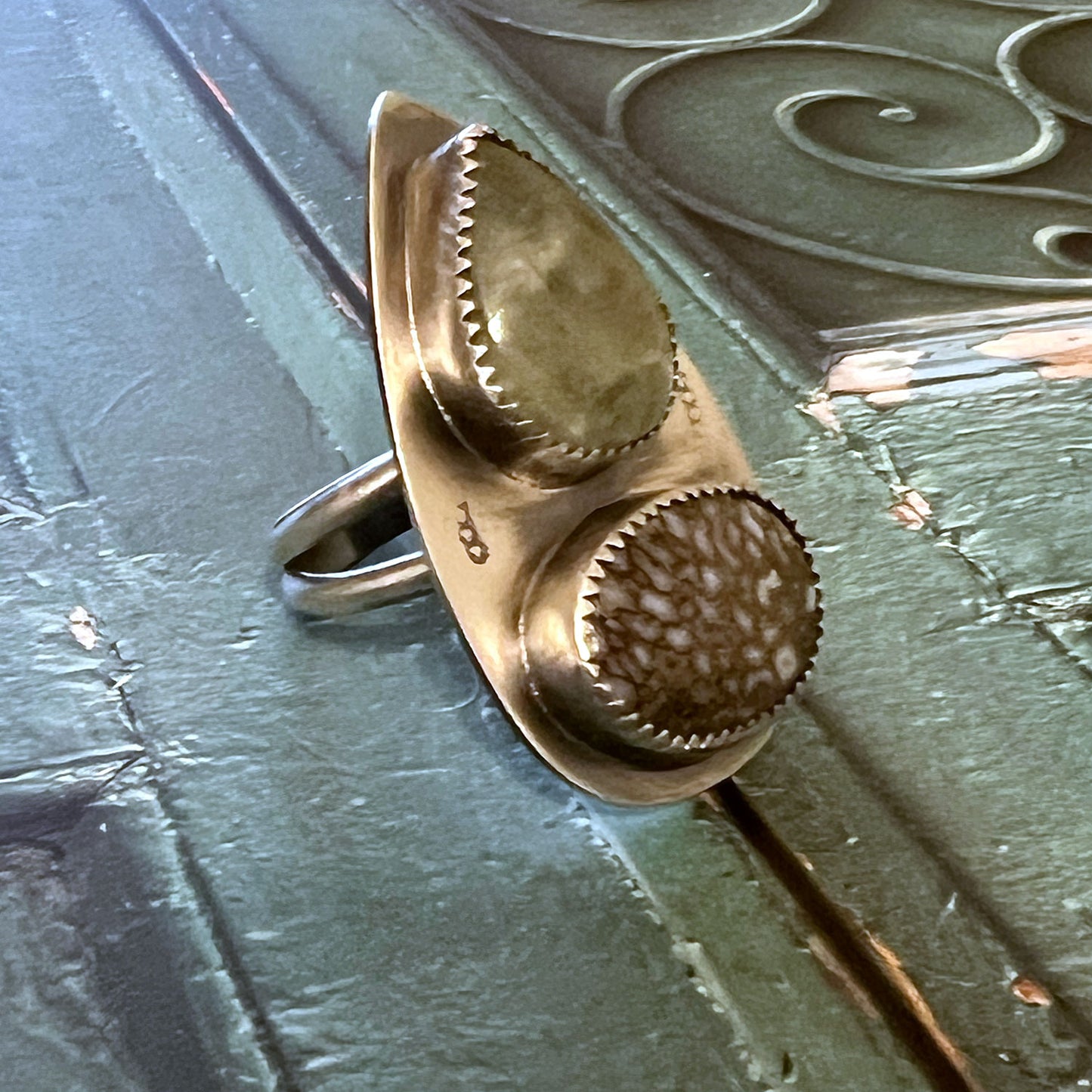 STERLING SILVER AQUAMARINE DINOBONE RING