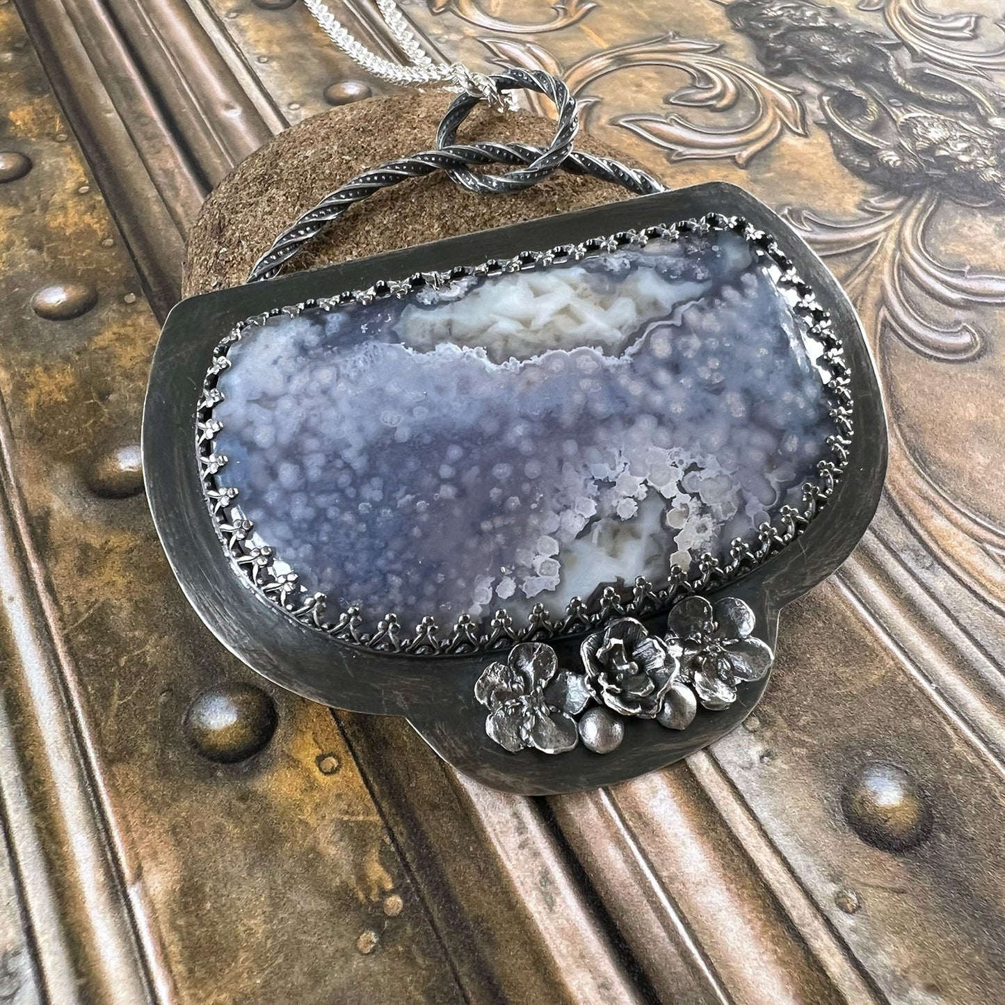 STERLING SILVER BLUE FLORAL PLUME AGATE NECKLACE - PROTECTIVE EMBRACE TALISMAN