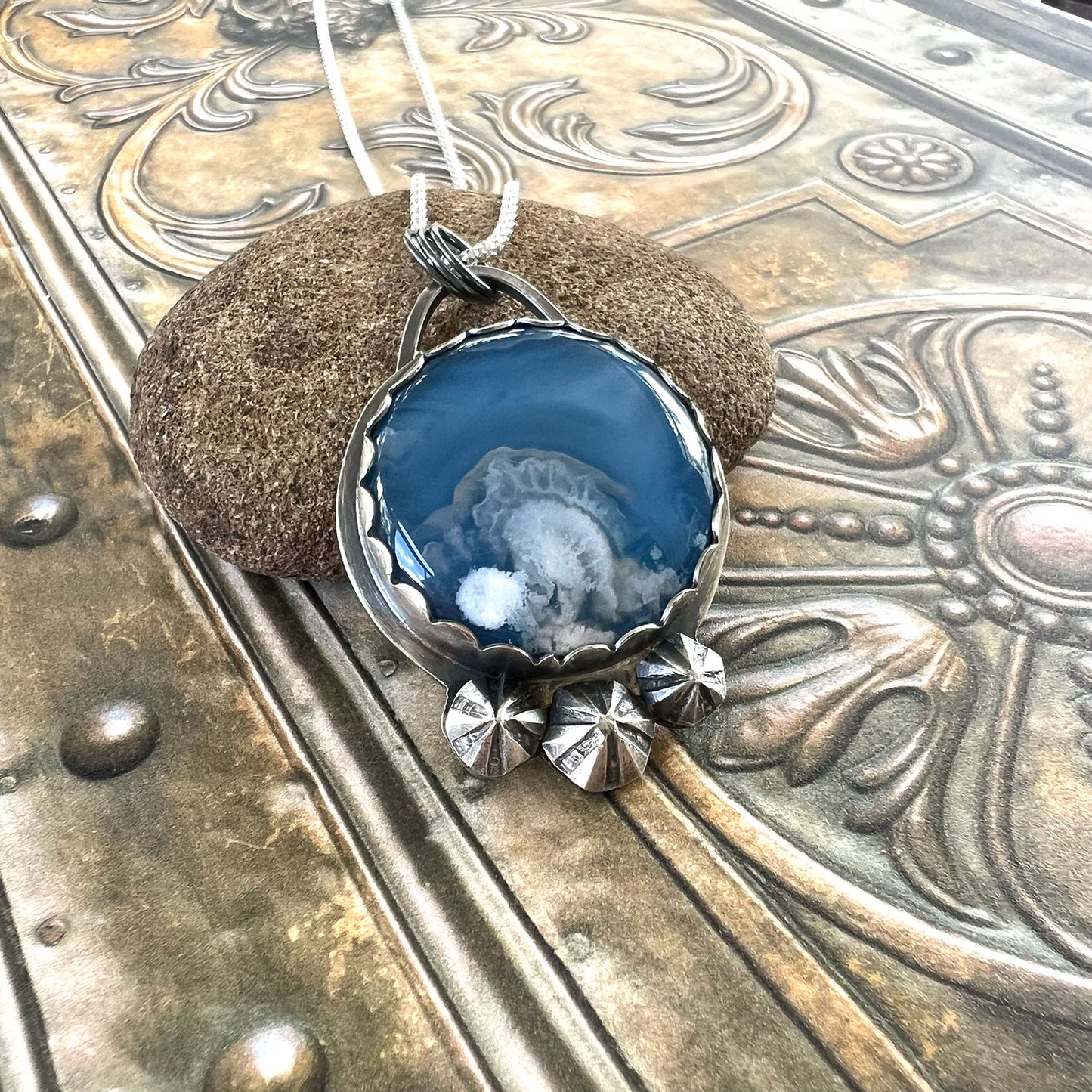 STERLING SILVER BLUE PLUME AGATE NECKLACE - PROTECTIVE EMBRACE TALISMAN