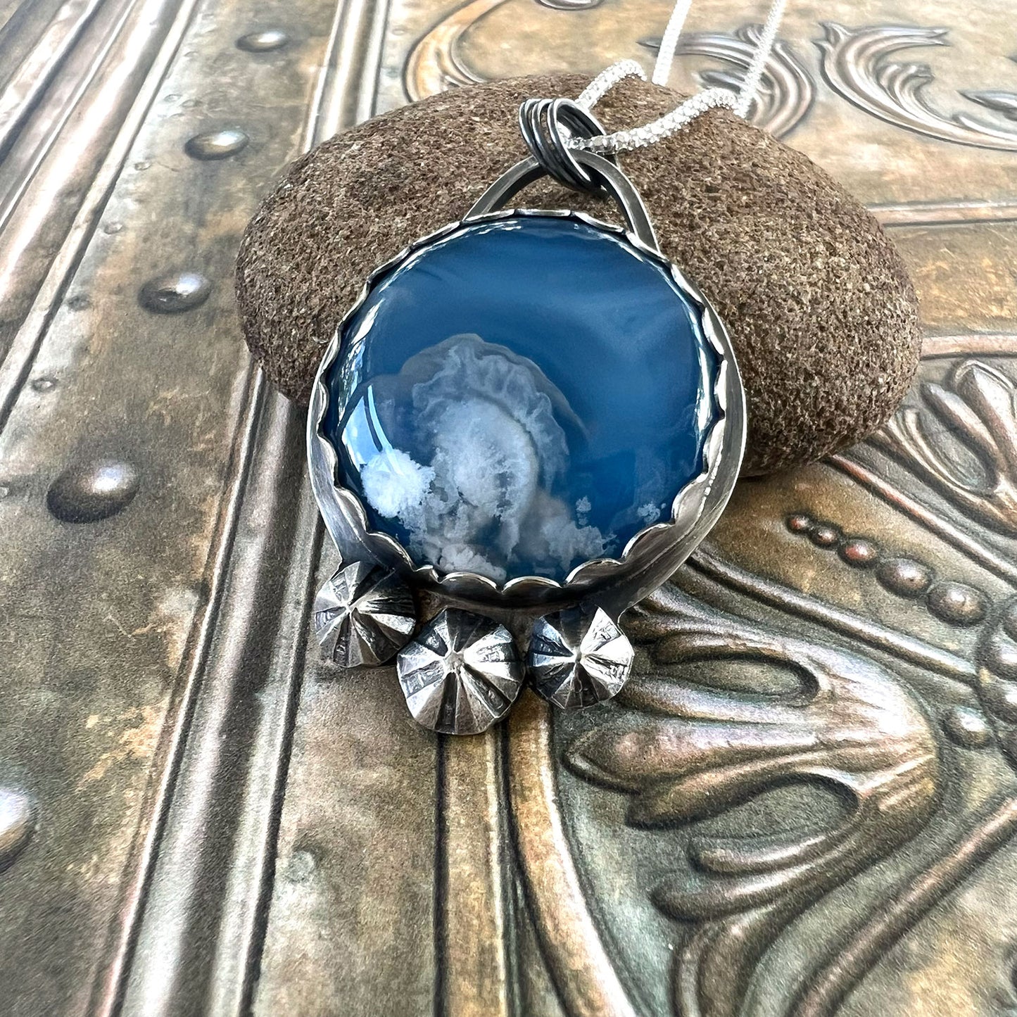 STERLING SILVER BLUE PLUME AGATE NECKLACE - PROTECTIVE EMBRACE TALISMAN