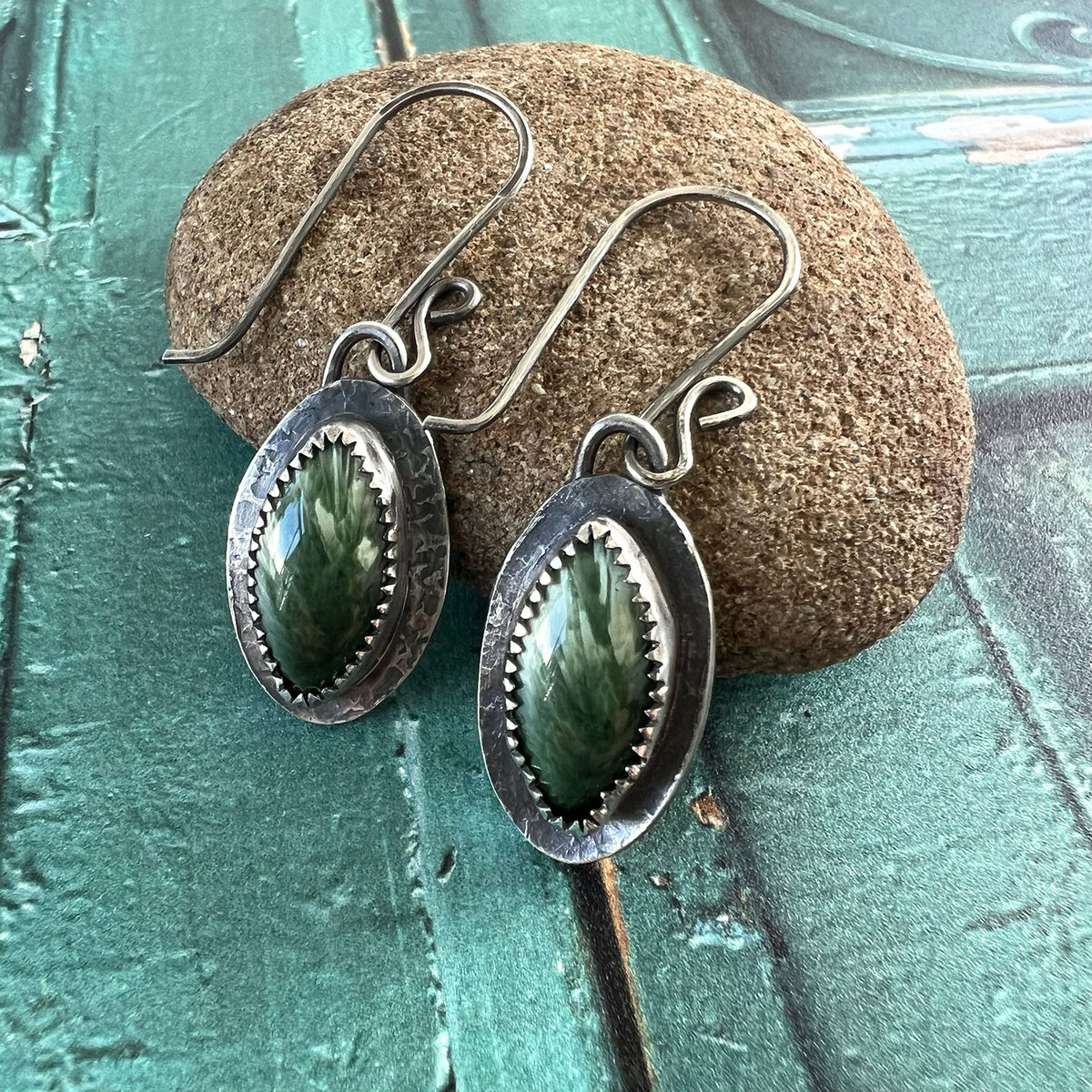 STERLING SILVER BRIDEWELL STONE EARRINGS - SYNCH ME TALISMAN