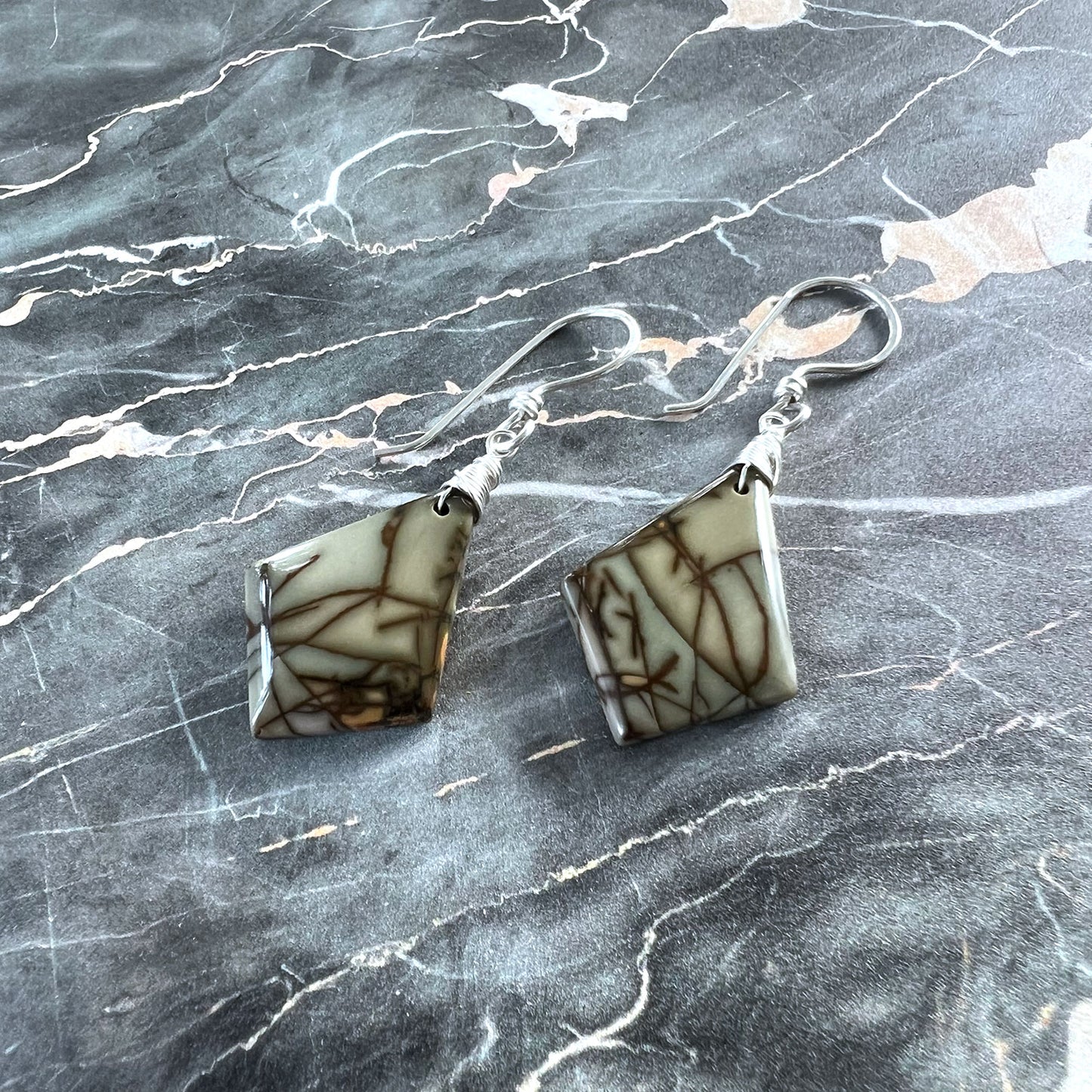 CHERRY CREEK JASPER EARRINGS - MOTHER EARTH TALISMAN