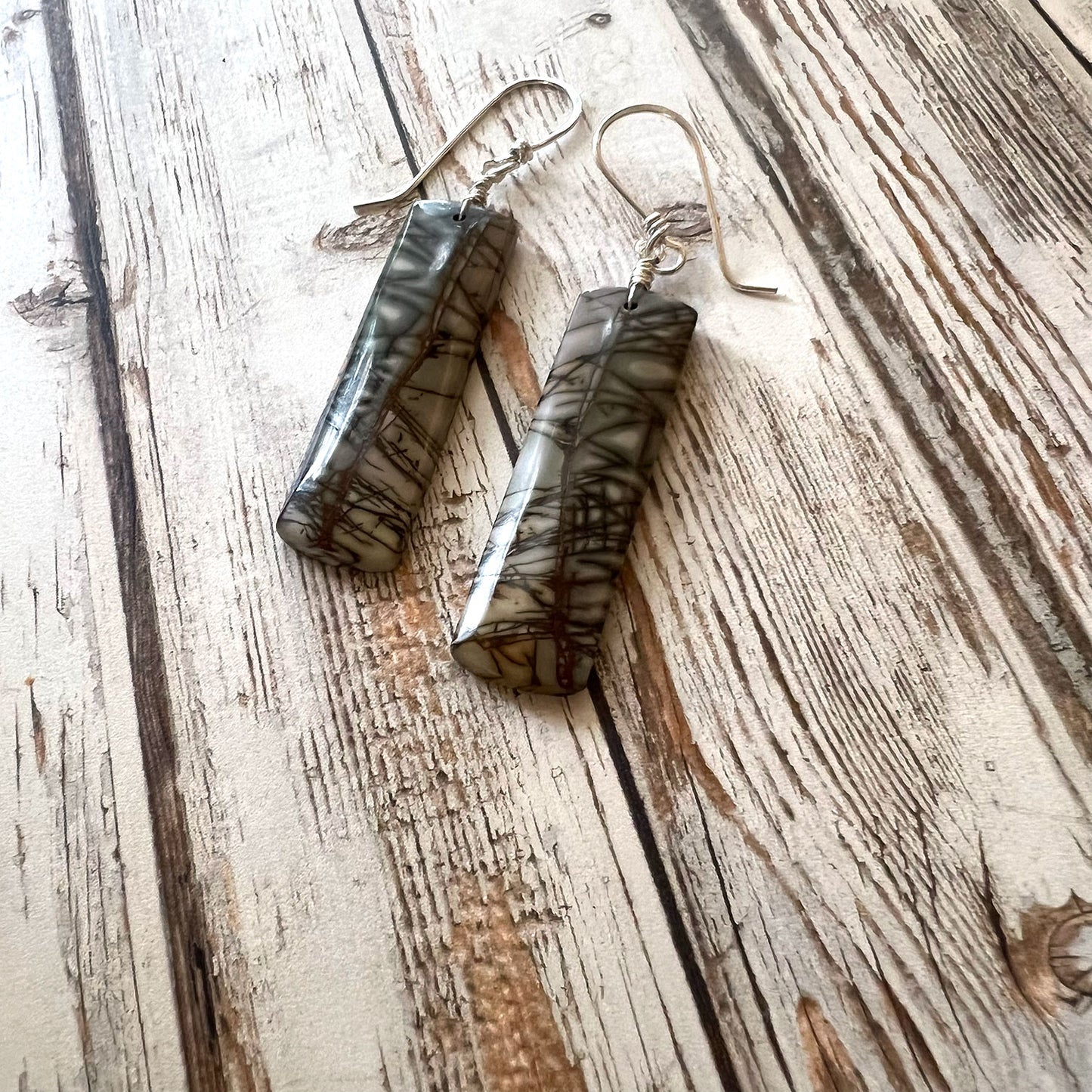 CHERRY CREEK JASPER EARRINGS - MOTHER EARTH TALISMAN