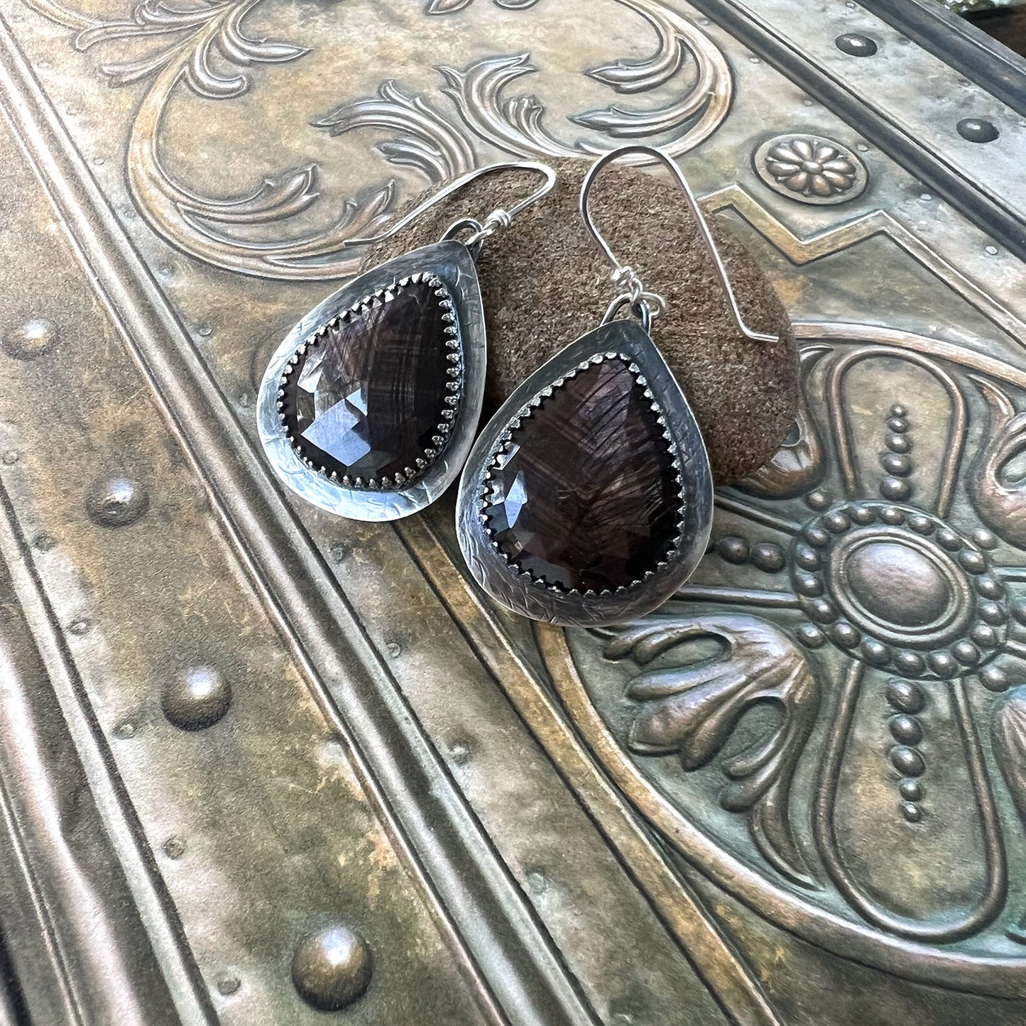 STERLING SILVER CHOCOLATE SAPPHIRE TEARDROP EARRINGS - INSPIRATION TALISMAN