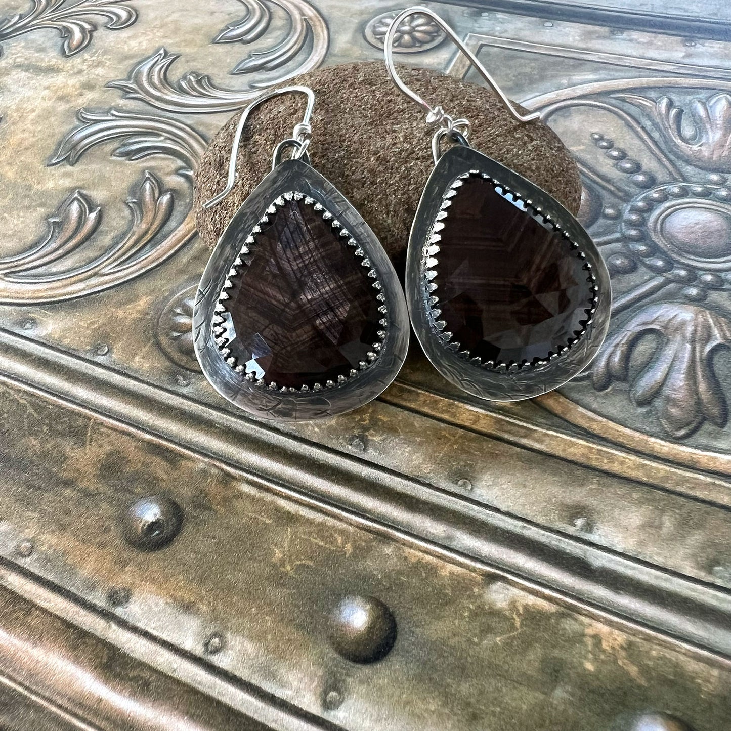 STERLING SILVER CHOCOLATE SAPPHIRE TEARDROP EARRINGS - INSPIRATION TALISMAN
