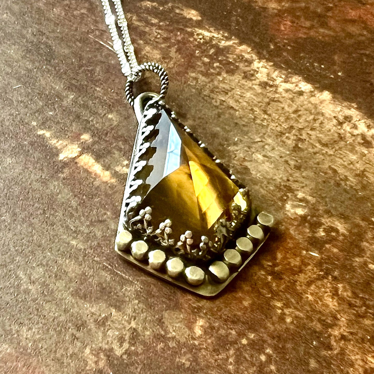 STERLING SILVER CITRINE KITE NECKLACE - I BOW TALISMAN