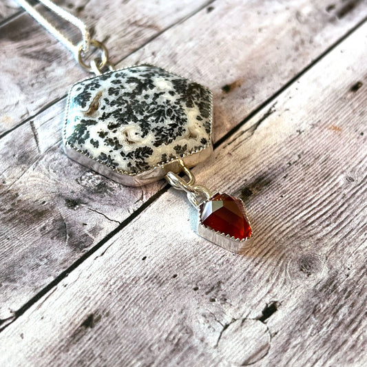 STERLING SILVER DENDRITIC AGATE GARNET NECKLACE - PROTECTIVE EMBRACE TALISMAN