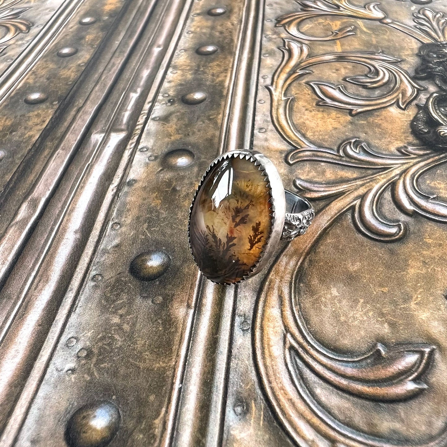 STERLING SILVER DENDRITIC AGATE RING - PROTECTIVE EMBRACE TALISMAN
