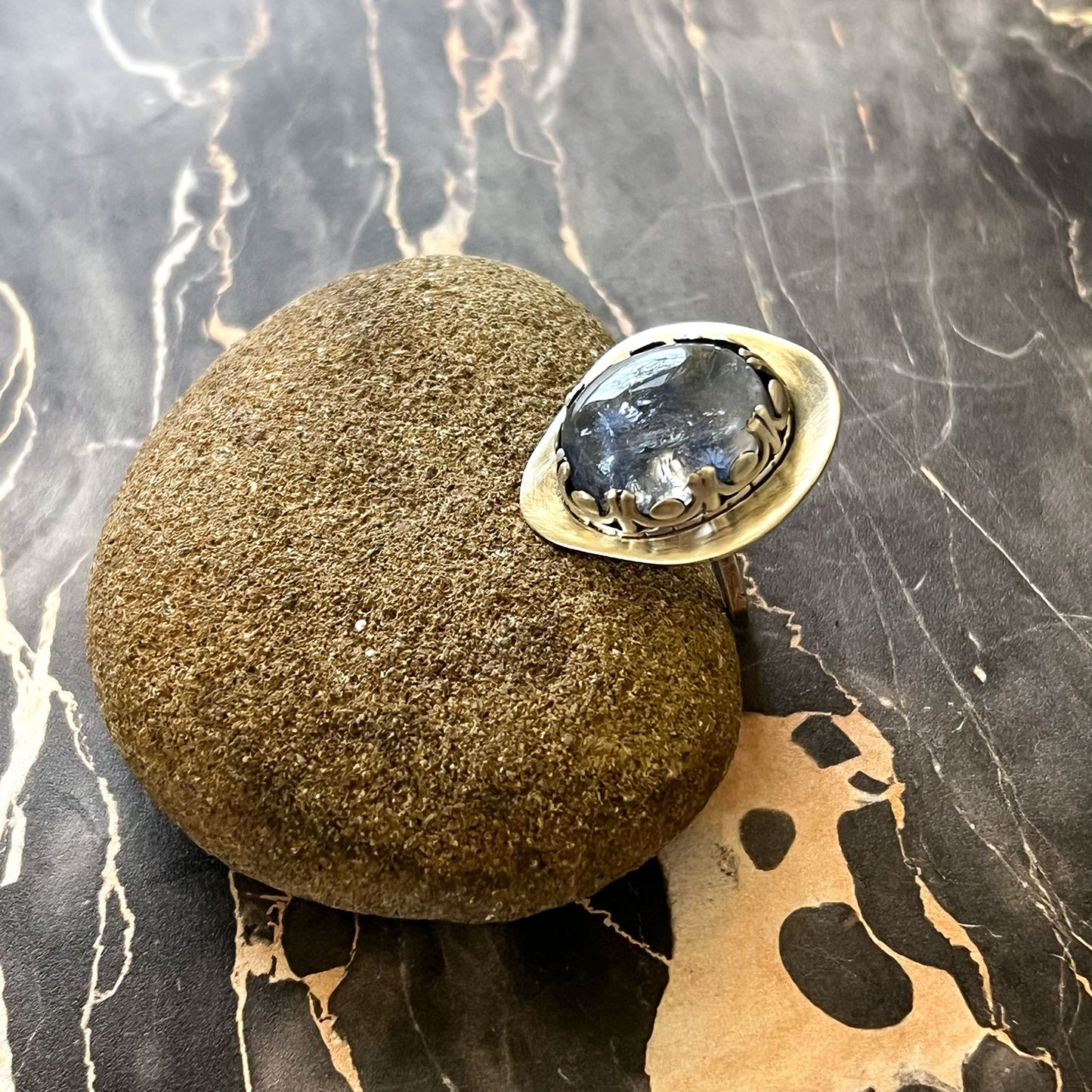 STERLING SILVER DUMORTIERITE IN QUARTZ BEZEL RING - STAND UP TALISMAN