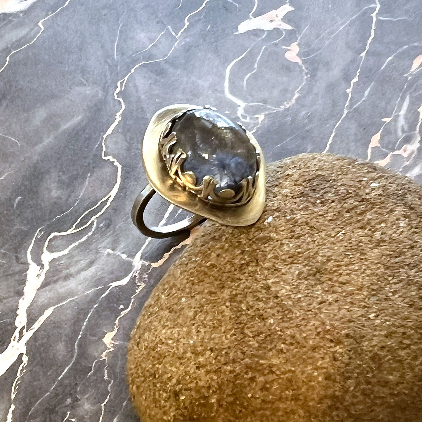 STERLING SILVER DUMORTIERITE IN QUARTZ BEZEL RING - STAND UP TALISMAN