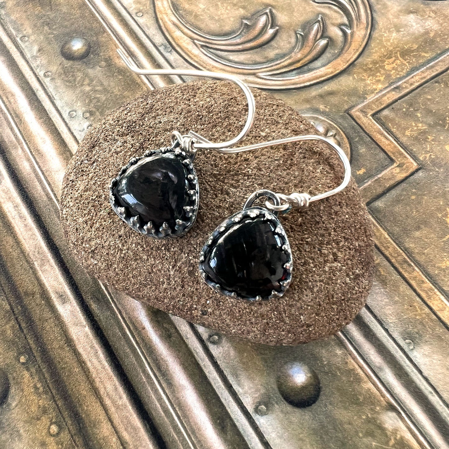 STERLING SILVER HYPERSTHENE EARRINGS - INTENTION TALISMAN