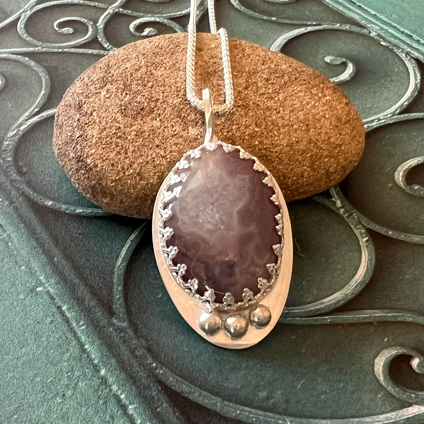 STERLING SILVER AZTEC LACE AGATE NECKLACES - PROTECTIVE EMBRACE TALISMAN