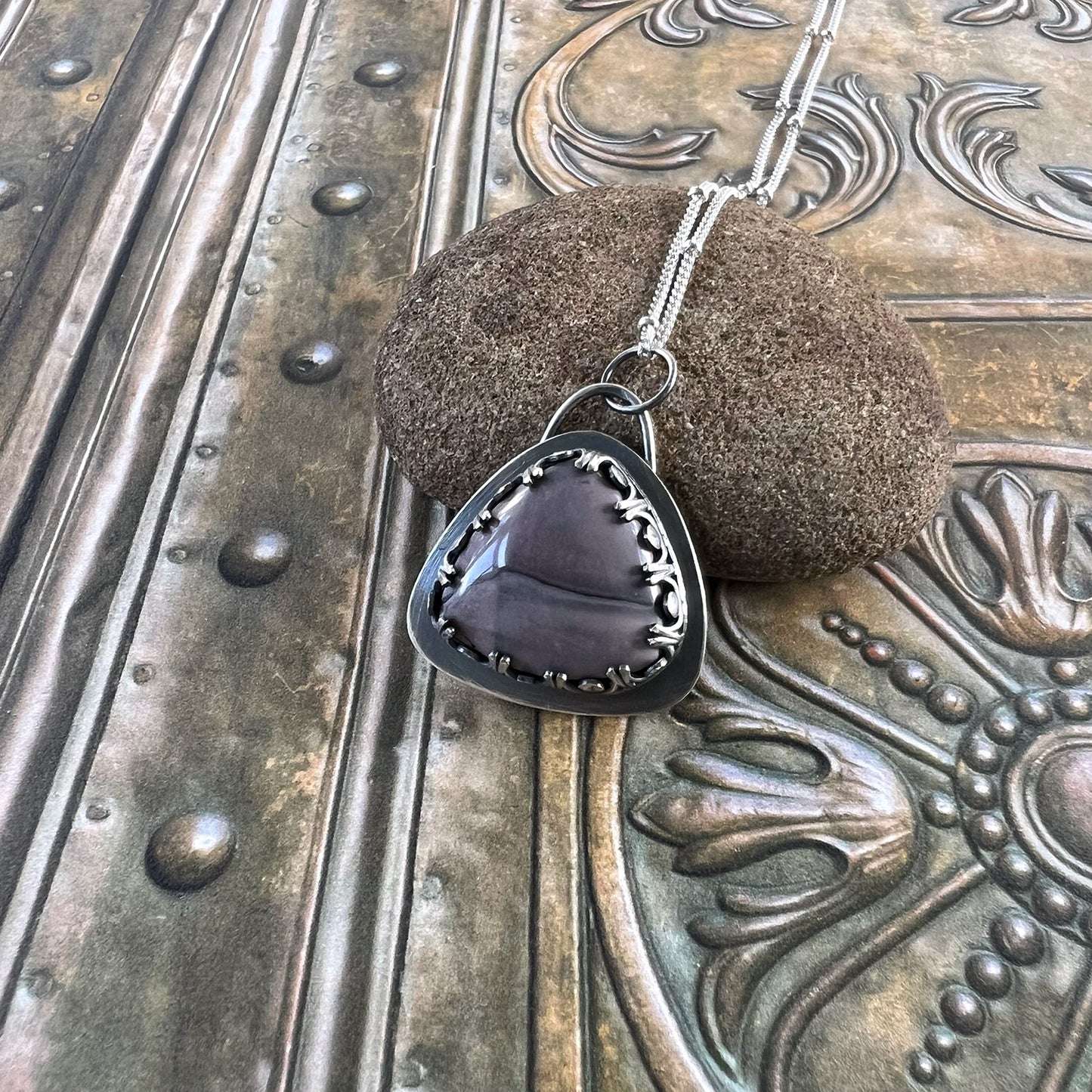 STERLING SILVER LILAC SKAGGS JASPER NECKLACE - MOTHER EARTH TALISMAN