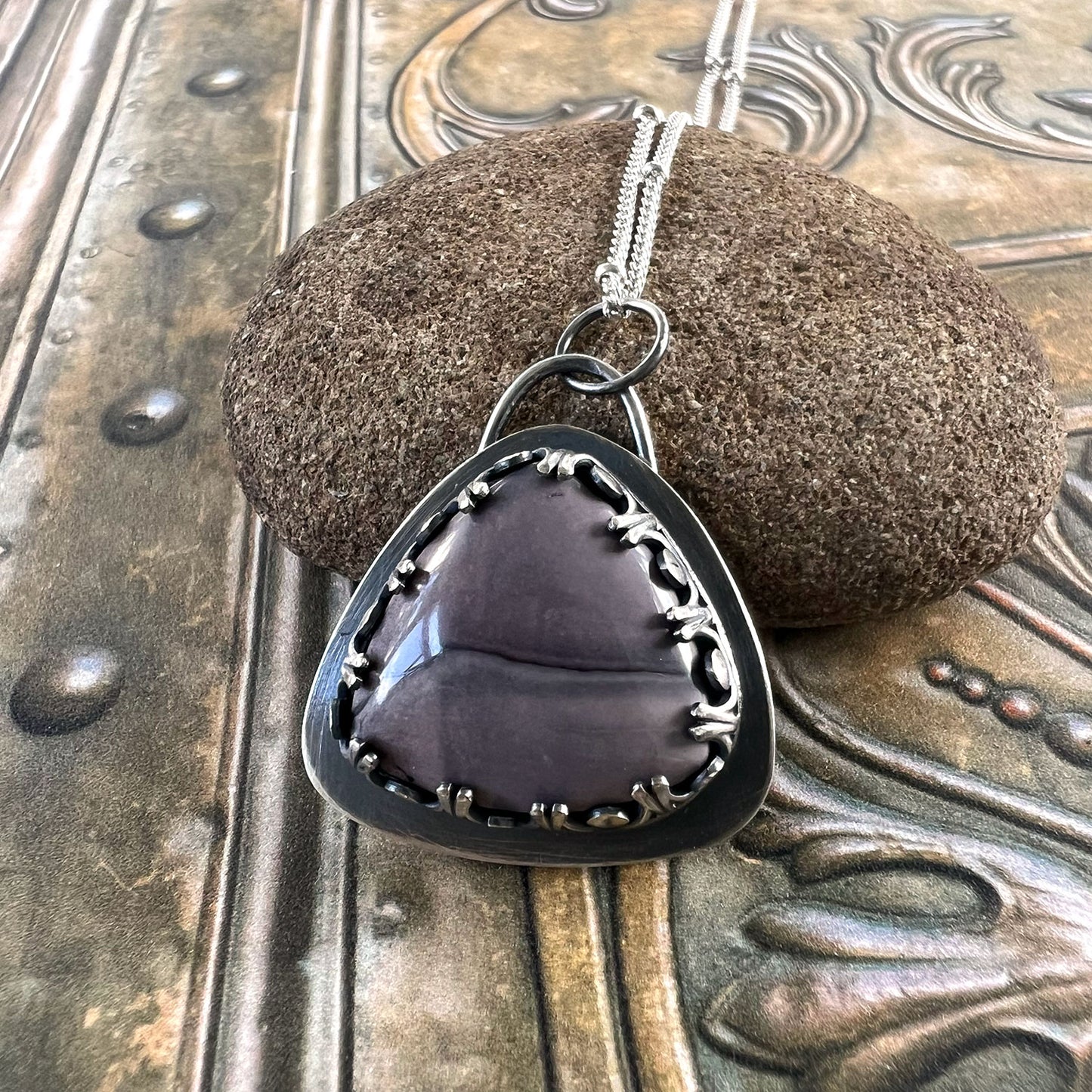 STERLING SILVER LILAC SKAGGS JASPER NECKLACE - MOTHER EARTH TALISMAN