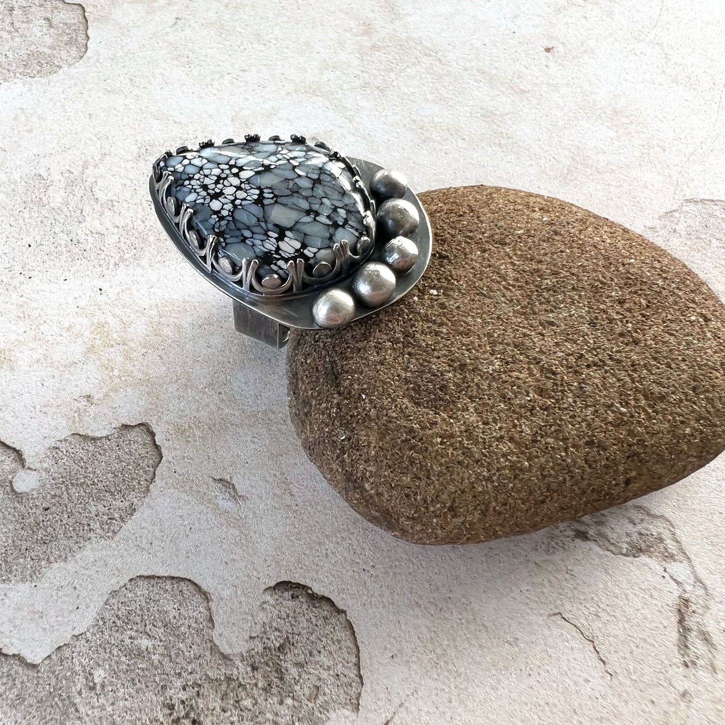 STERLING SILVER LUNA OSCURA RING - BALANCE TALISMAN