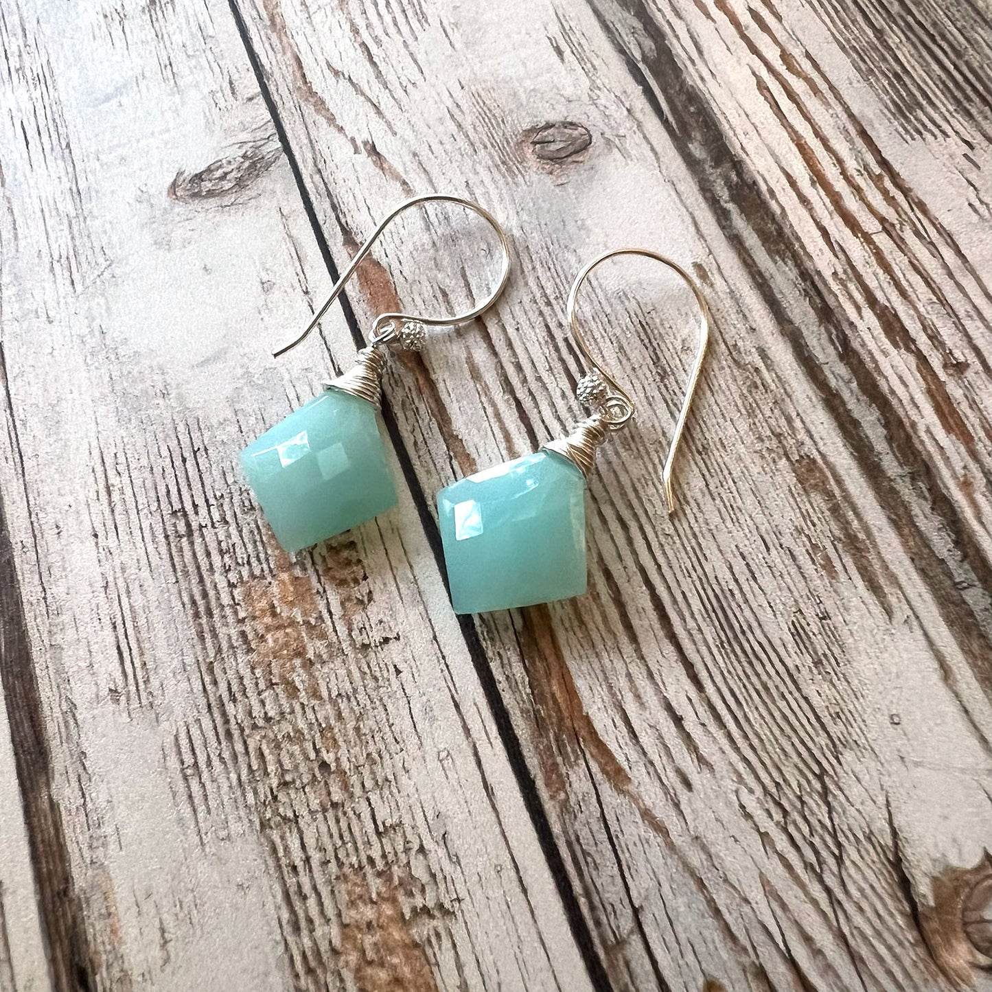 STERLING SILVER PERUVIAN CHALCEDONY EARRINGS - GOOD WILL TALISMAN