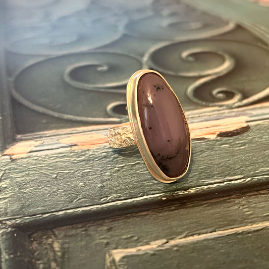 STERLING SILVER PURPLE CHALCEDONY RING - GOOD WILL TALISMAN