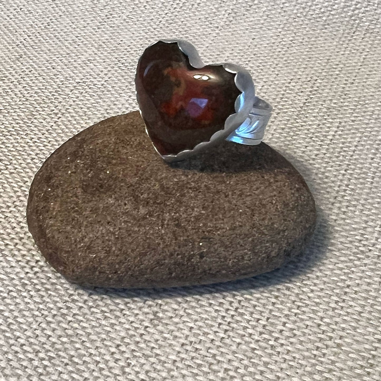 STERLING SILVER MOROCCAN SEAM AGATE HEART RING - PROTECTIVE EMBRACE TALISMAN