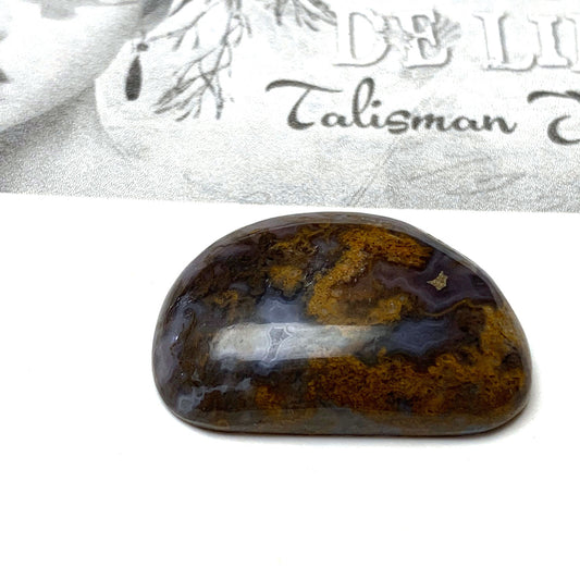 UNKNOWN AGATE CABOCHON. FREEFORM. BLUE. GOLD. 31MM x 21MM x 7MM.