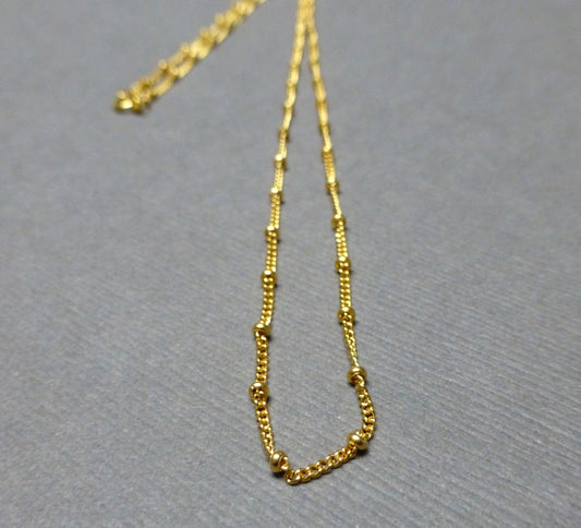 GOLD FILLED CURB WITH BEAD CHAIN 2MM 18 INCHES