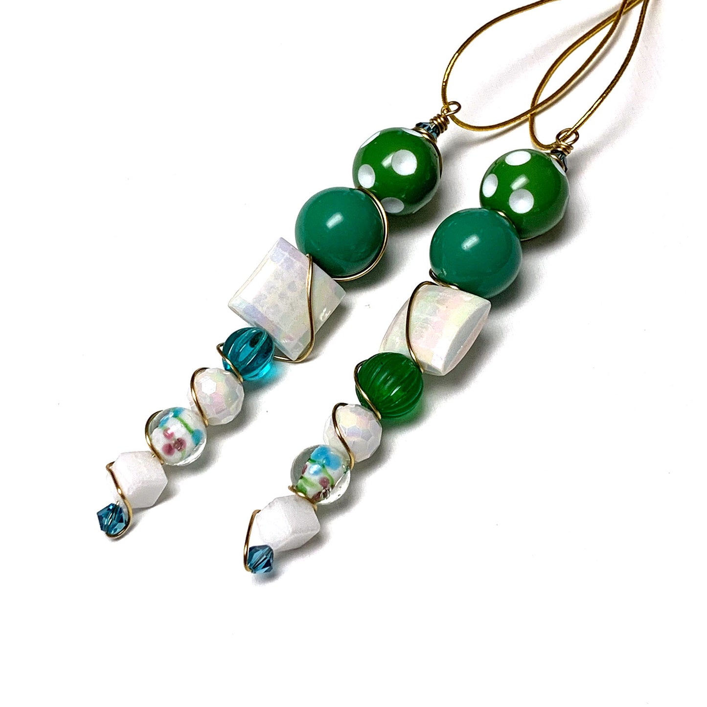 ICICLE ORNAMENT. SUN CATCHER. MULTI COLOR. CHRISTMAS. 3.5 - 5 INCHES.