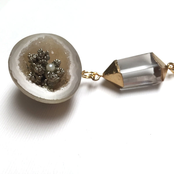 STERLING SILVER MINI THUNDER EGG GEODE WITH PEARL NECKLACE - SEED OF LOVE TALISMAN