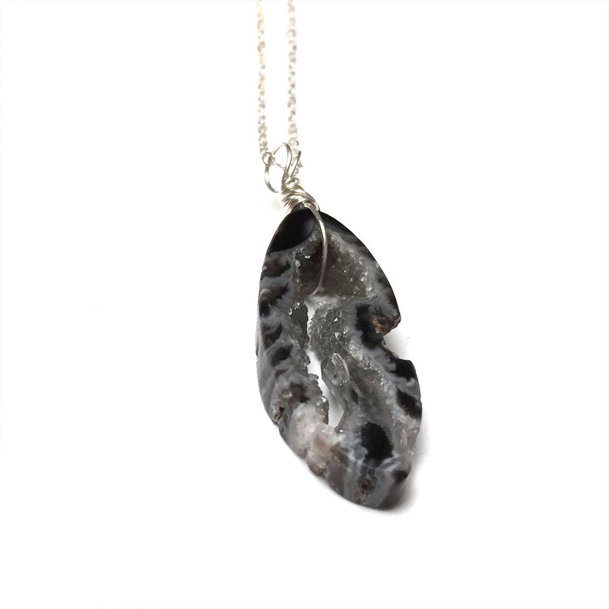 STERLING SILVER AGATE DRUZY NECKLACE - STRENGTHEN MY SPIRIT TALISMAN