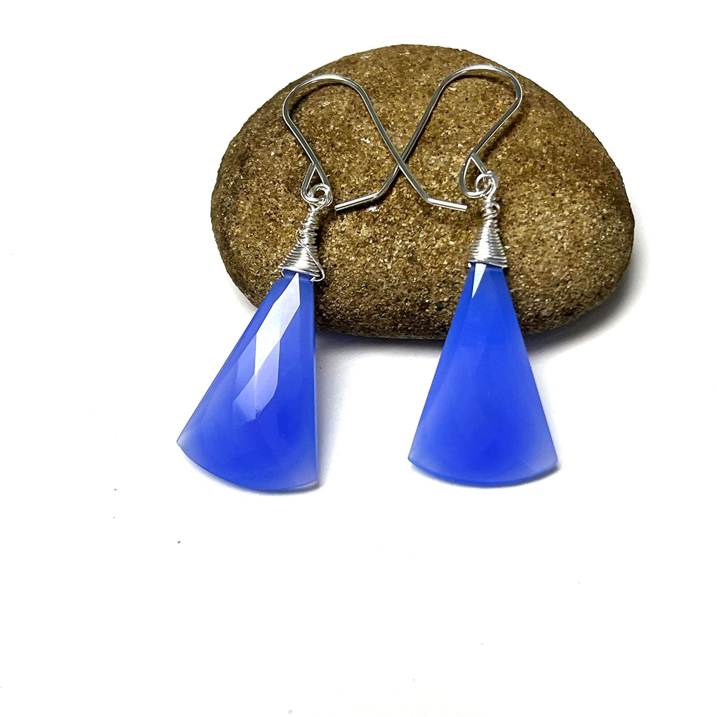 STERLING SILVER CORNFLOWER BLUE PINK CHALCEDONY EARRINGS - GOOD WILL TALISMAN