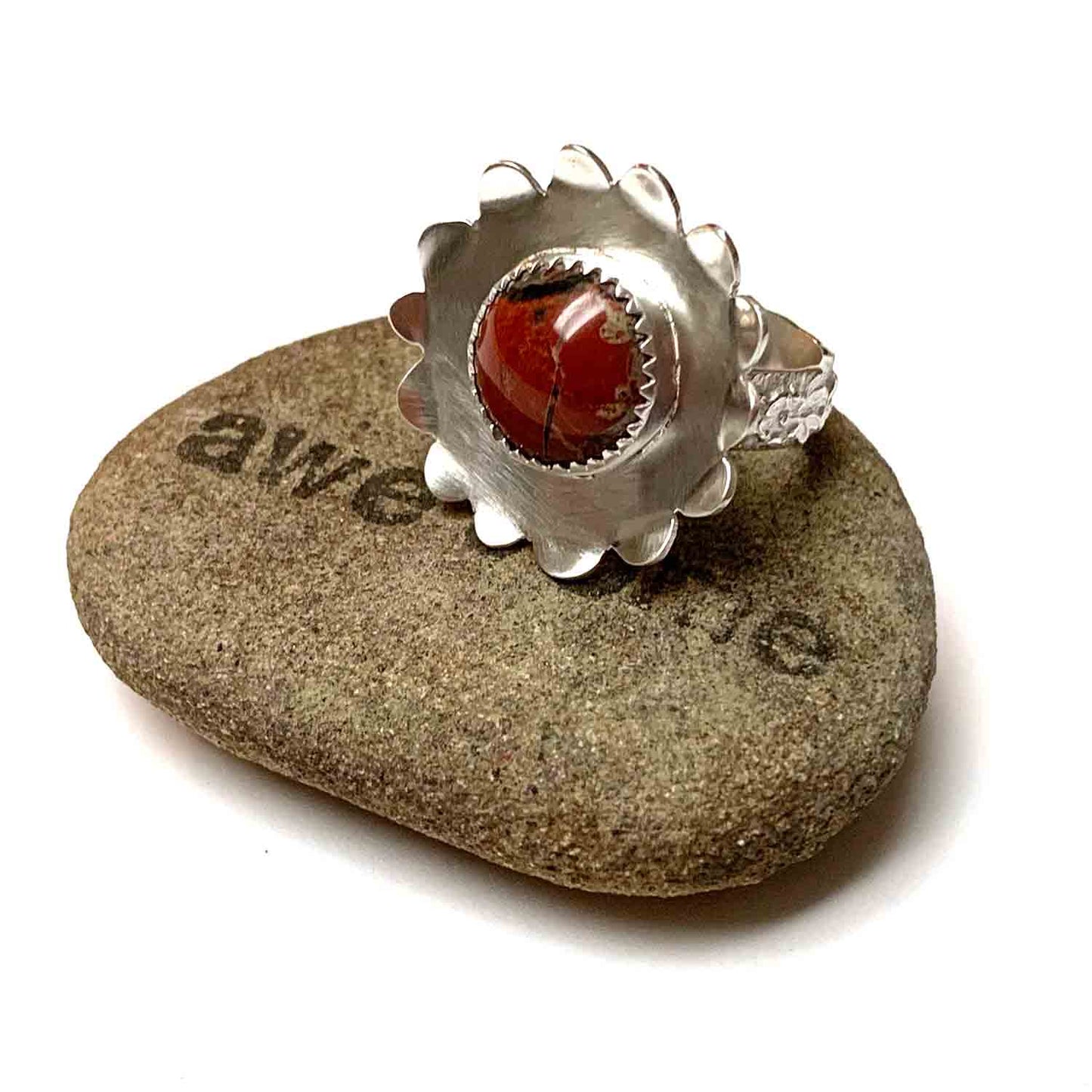 STERLING SILVER RED JASPER FLOWER RING - MOTHER EARTH TALISMAN