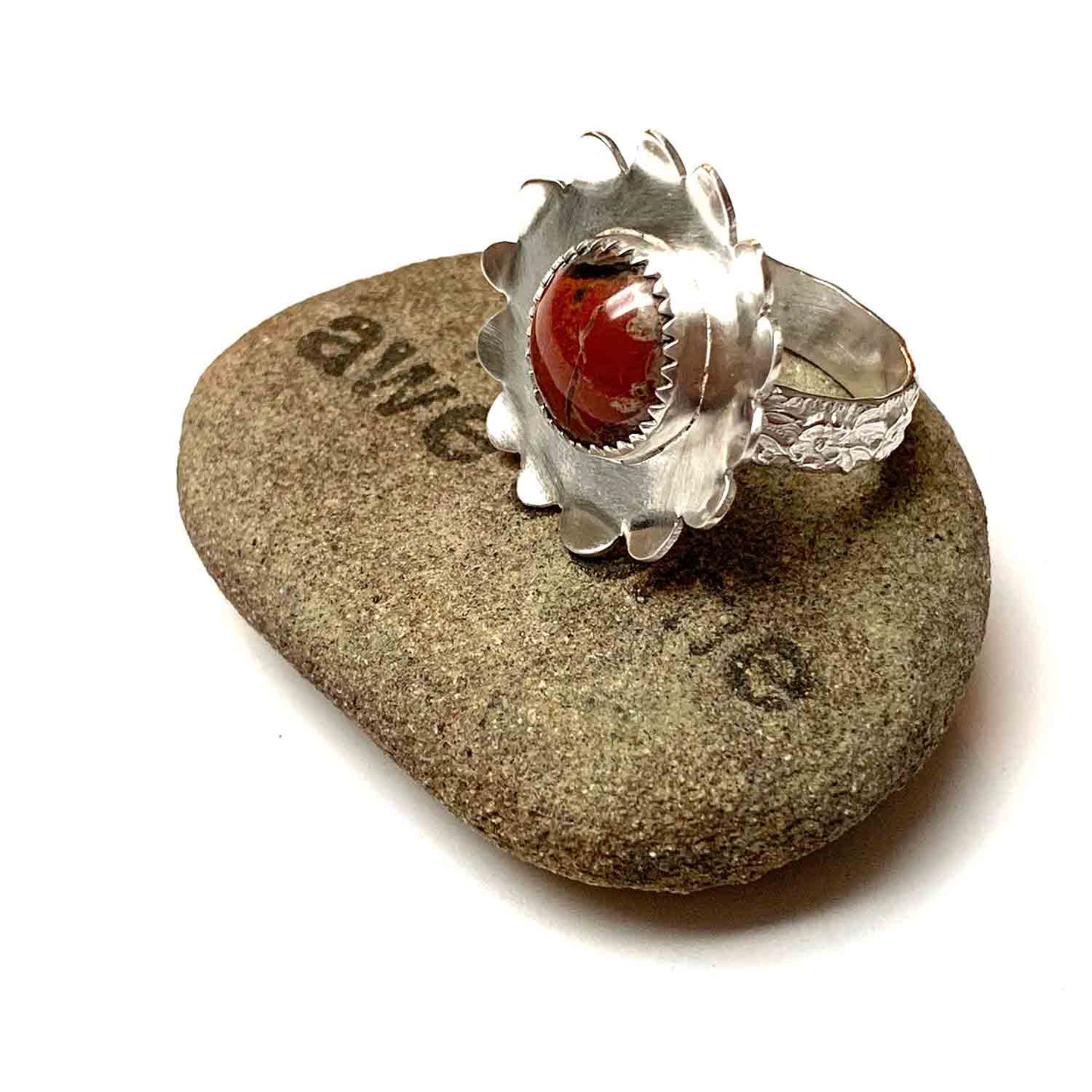 STERLING SILVER RED JASPER FLOWER RING - MOTHER EARTH TALISMAN